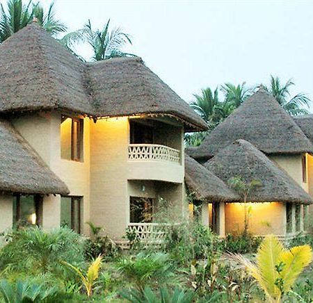 Vedic Village Spa Resort Calcutta Exteriör bild