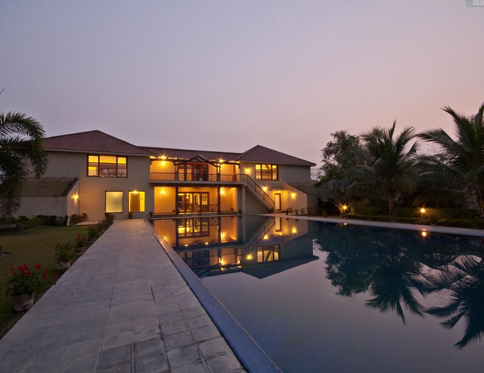 Vedic Village Spa Resort Calcutta Exteriör bild
