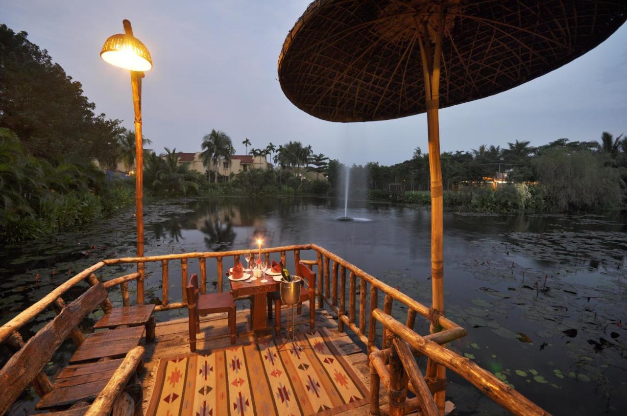 Vedic Village Spa Resort Calcutta Exteriör bild